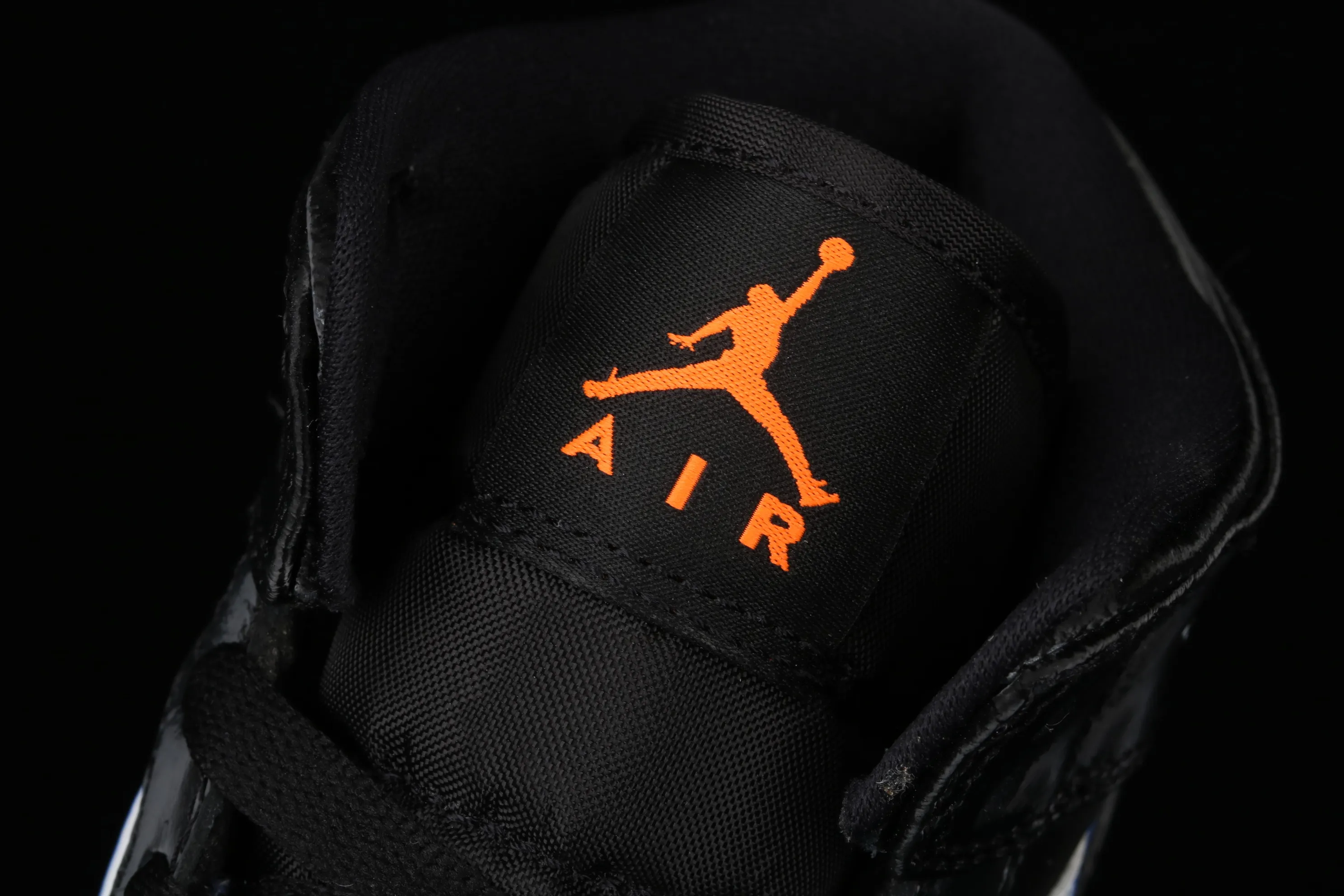 All Categories Air Jordan Jordan Series Basketball Shoes Air Jordan 1 Mid Special Price G Version Pure Original Air Jordan 1 Mid GS AJ1 Joe 1 Blue Panda China Basketball Shoes 554725-084